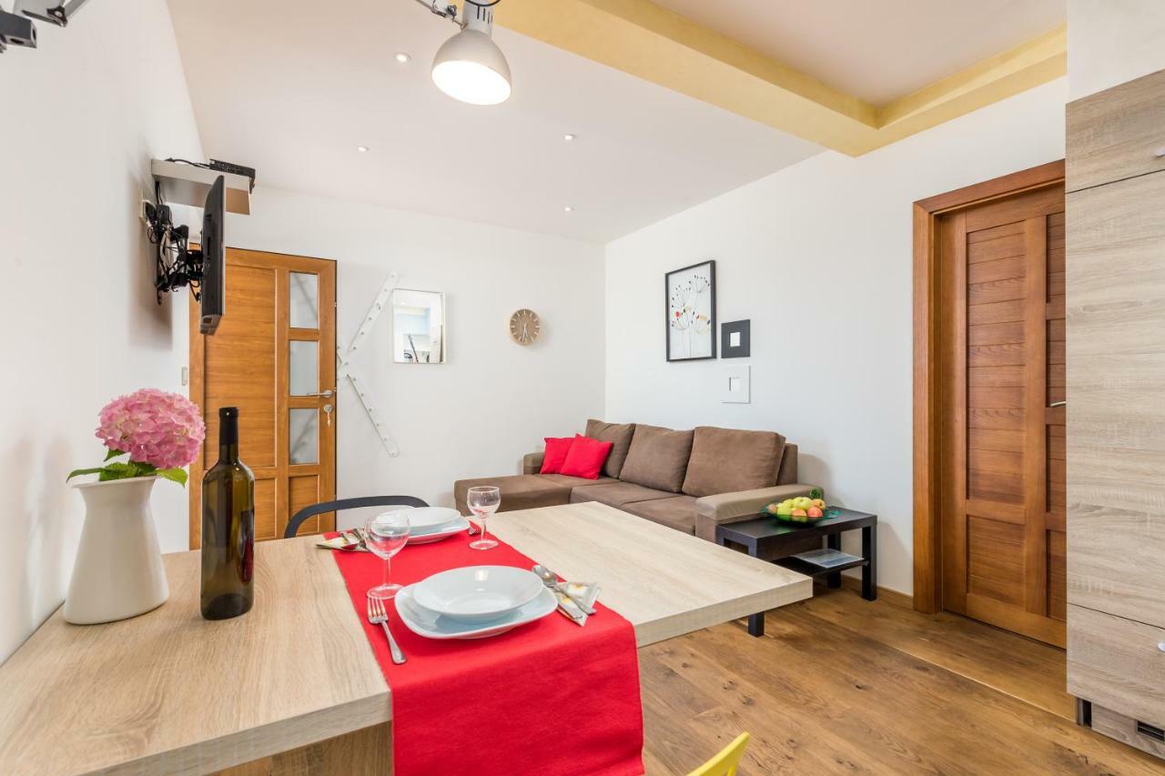 Apartments Linda Sestrunj Ngoại thất bức ảnh